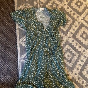 Universal thread green floral dress